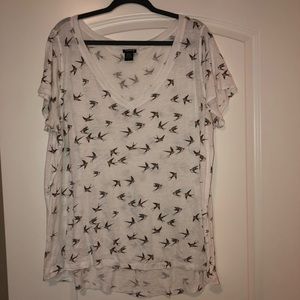Torrid V-neck Swallow Bird Tee